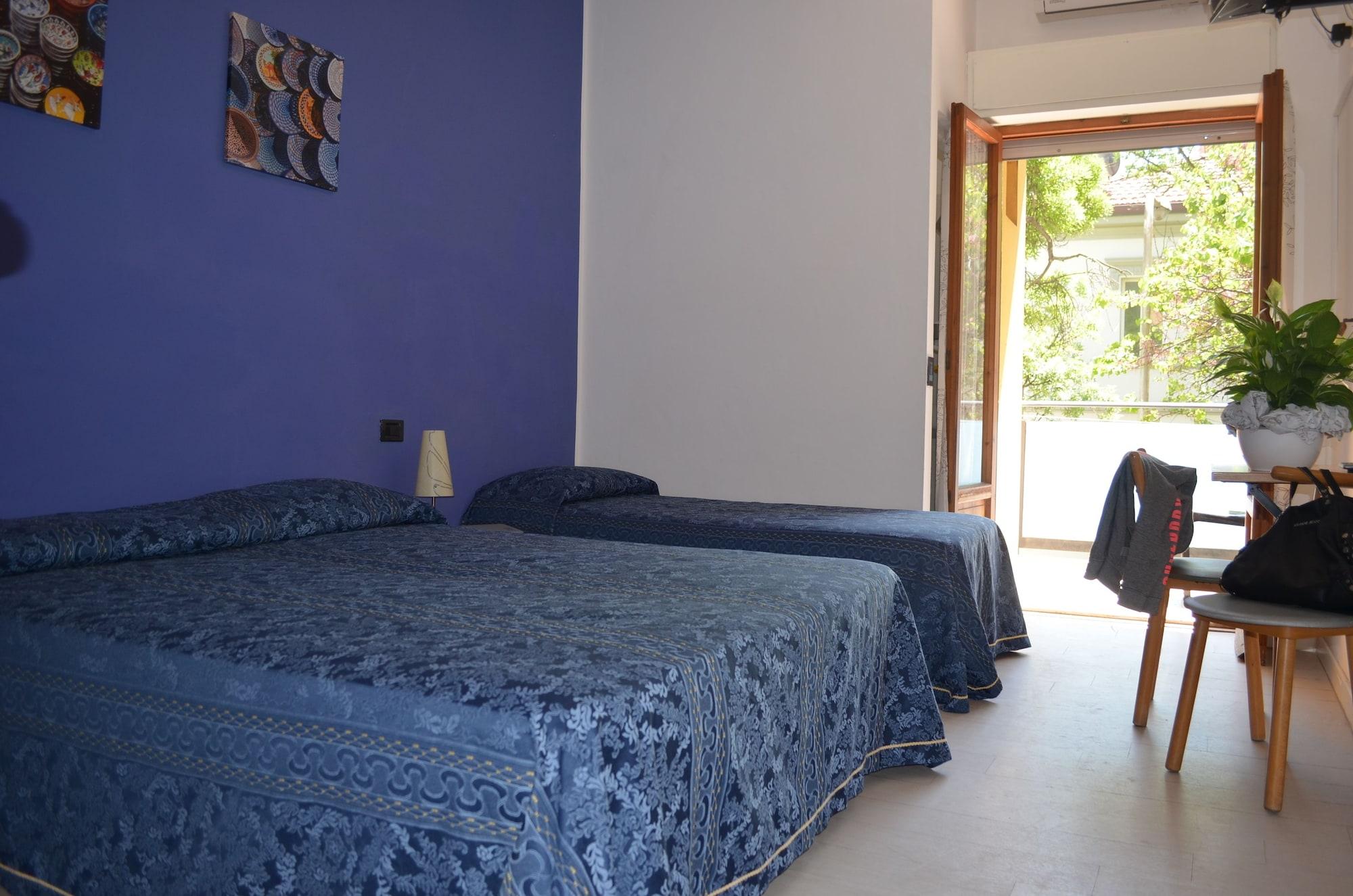Hotel Capitol Pesaro Dış mekan fotoğraf